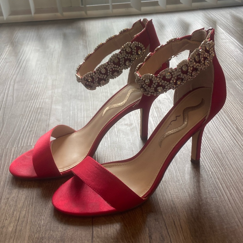 Nina Vivica Dress Sandal